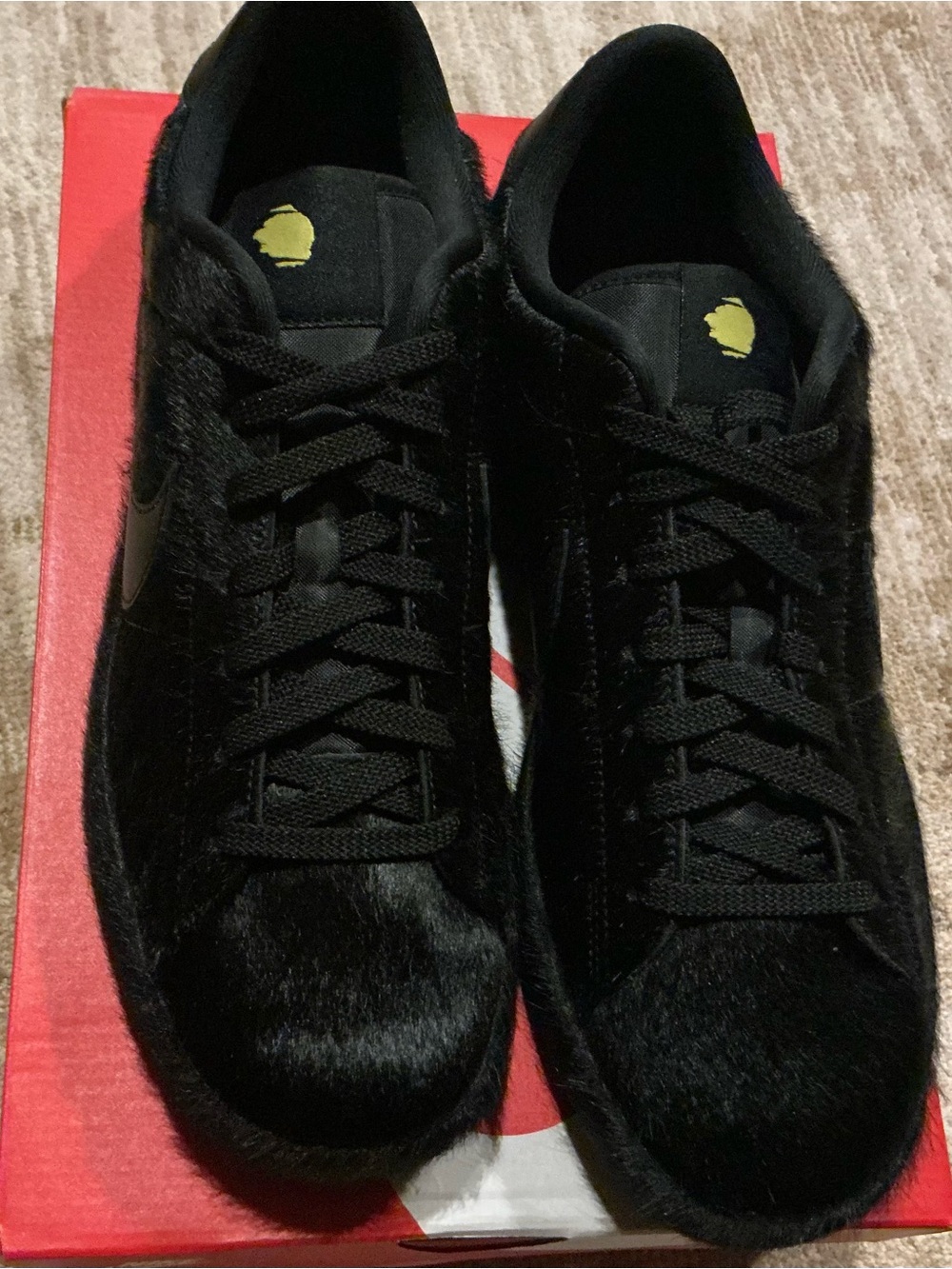 Nike Tennis Classic CS PRM
Men's Shoes pony hair